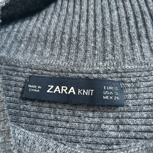 Zara Grey Ribbed Crewneck Sweater - Picture 5 of 5